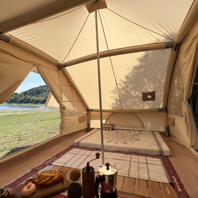 Inflatable villa tent